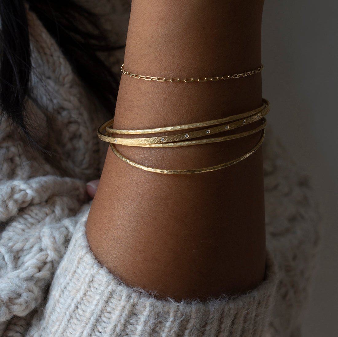 Dancing diamond bracelet deals